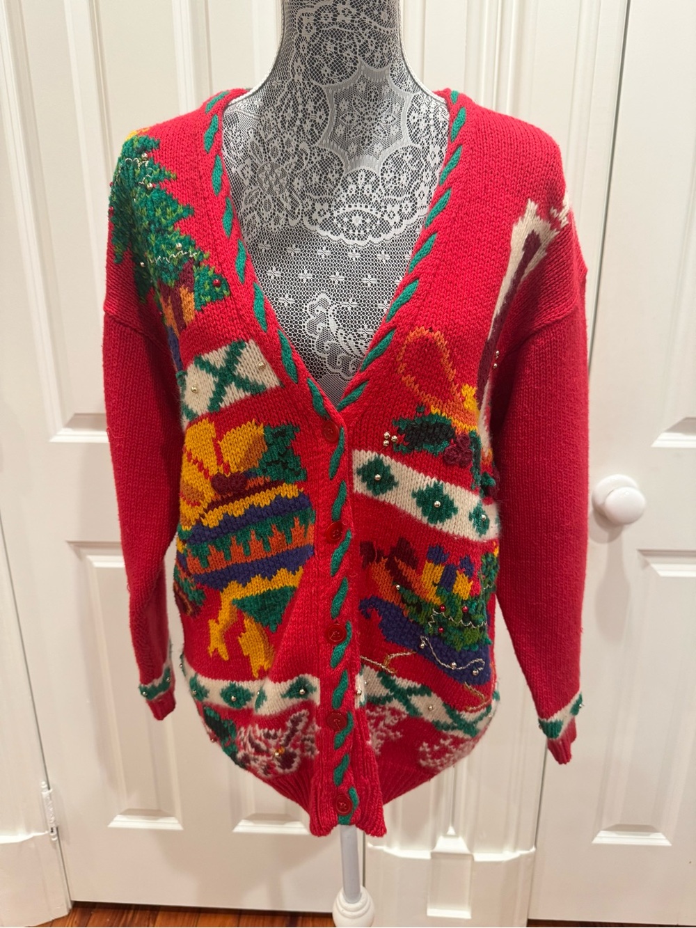 Hand Knitted Button Christmas Cardigan Sz. M
Holiday Festive Cottagecore